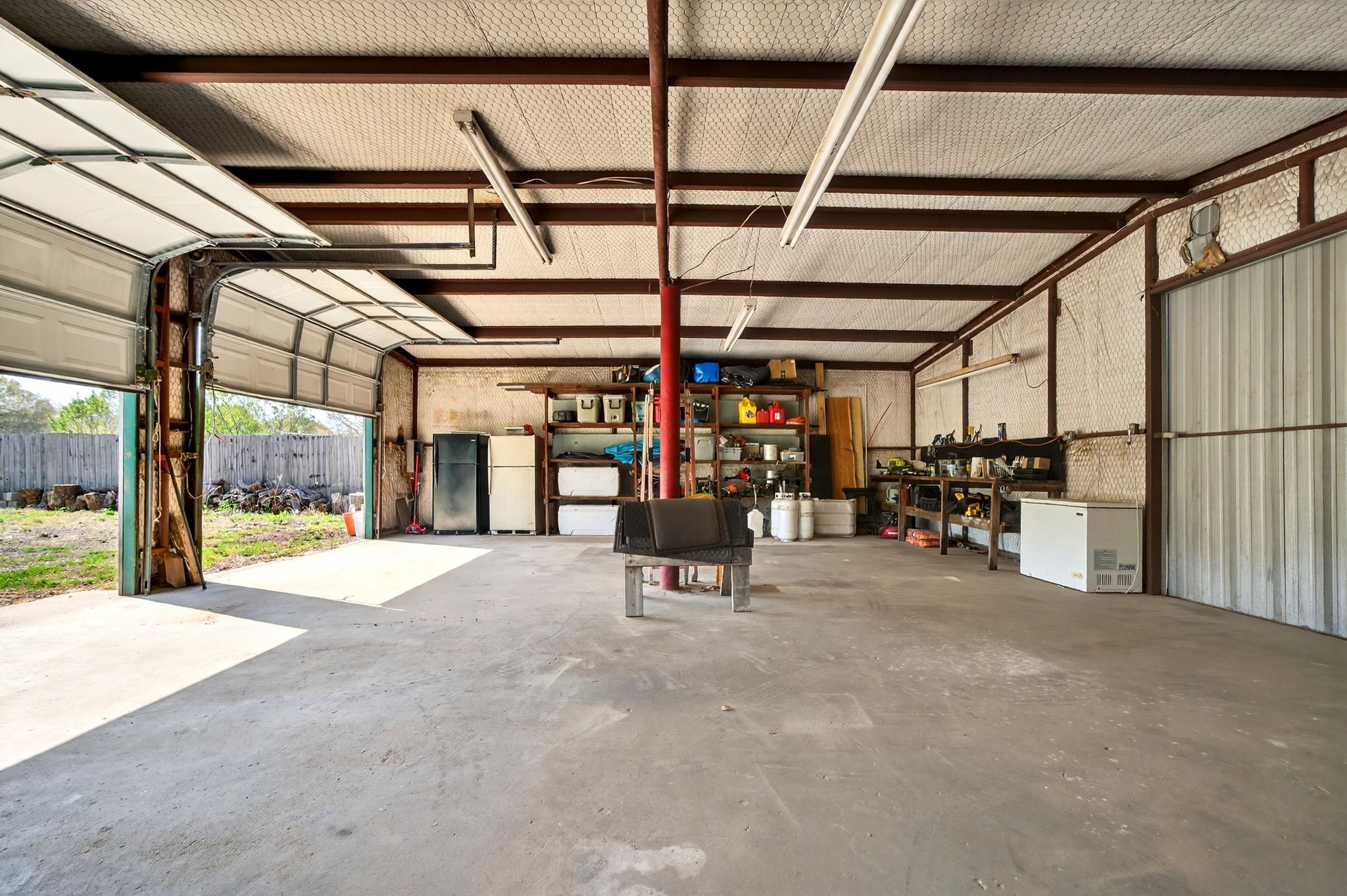 1334 Private Road 8520 Van TX 75790