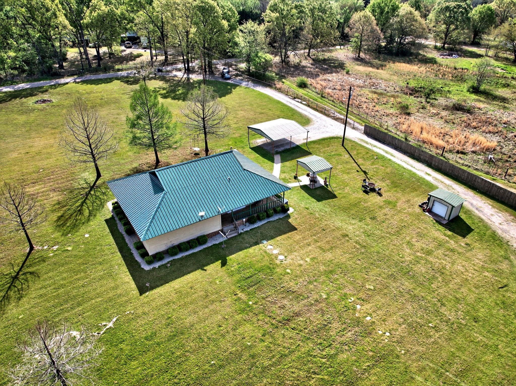 1334 Private Road 8520 Van TX 75790