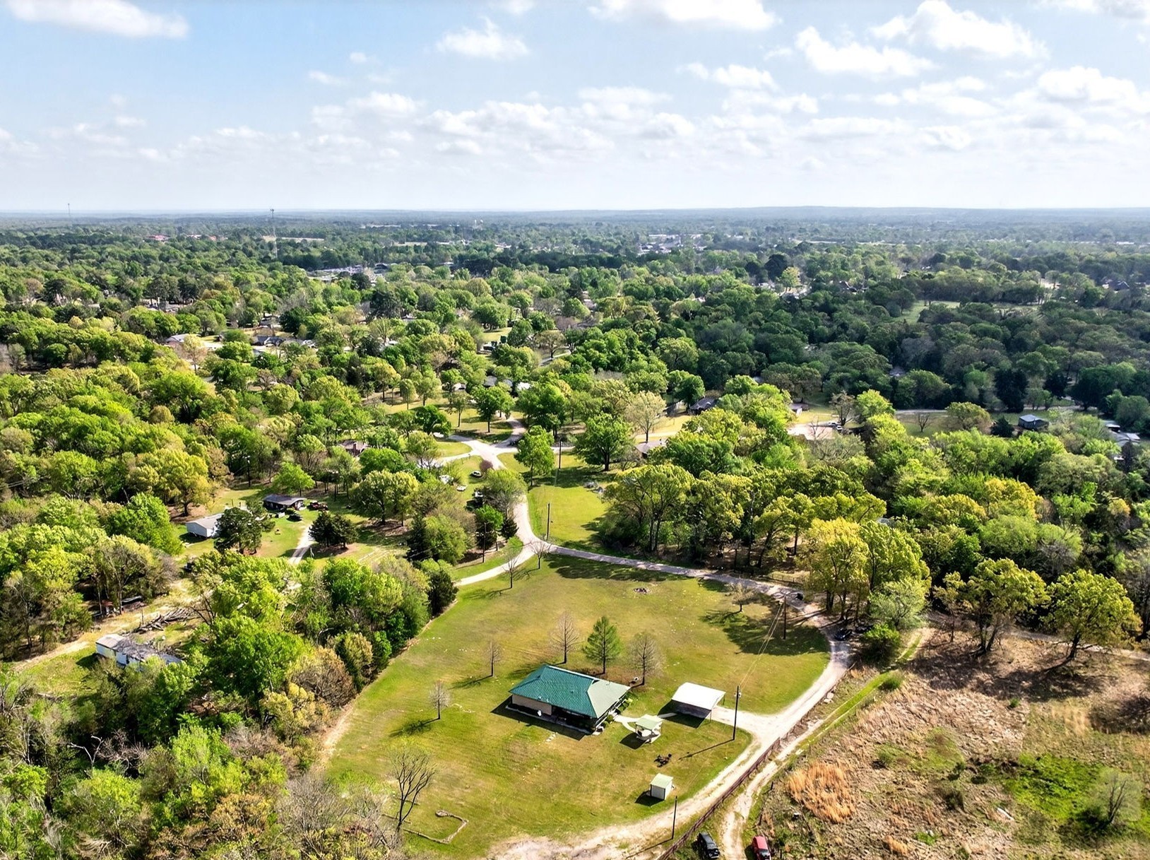 1334 Private Road 8520 Van TX 75790