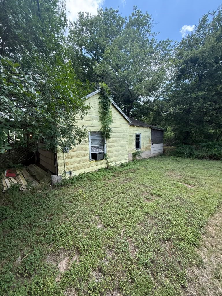 101 N Center Street Whitney TX 76692