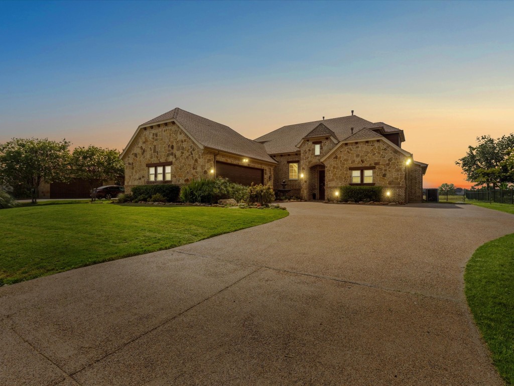 6044 The Resort Boulevard Fort Worth TX 76179