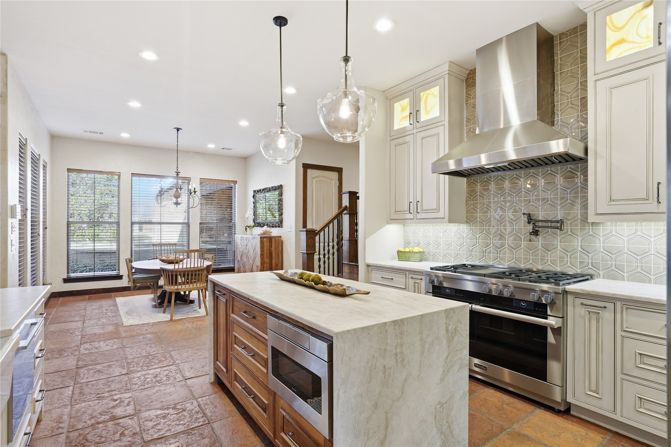129 Trinity Bluffs Aledo TX 76008