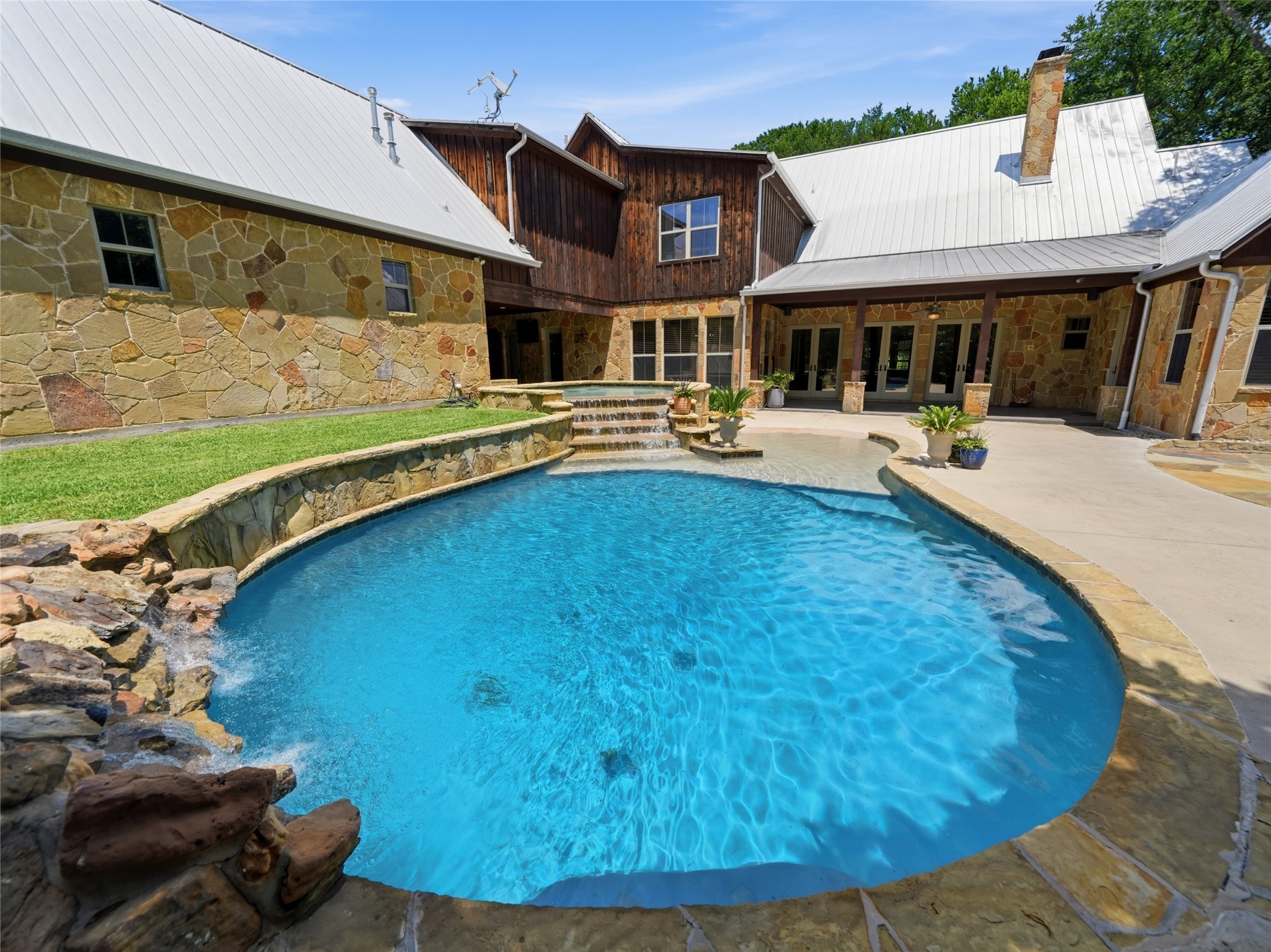 129 Trinity Bluffs Aledo TX 76008