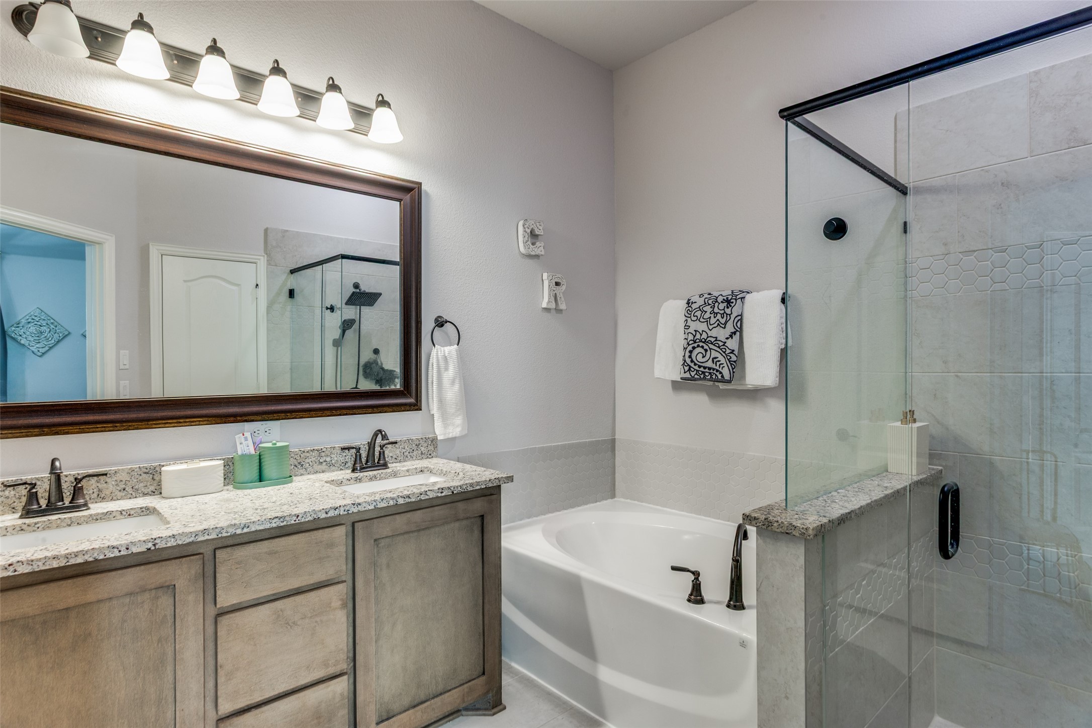 8228 Manx Point Godley TX 76044