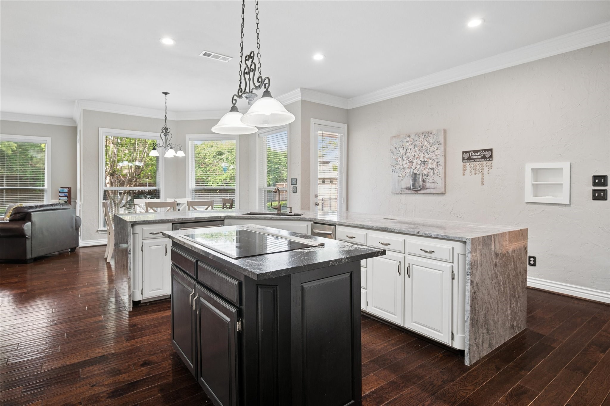 2400 Danbury Drive Colleyville TX 76034