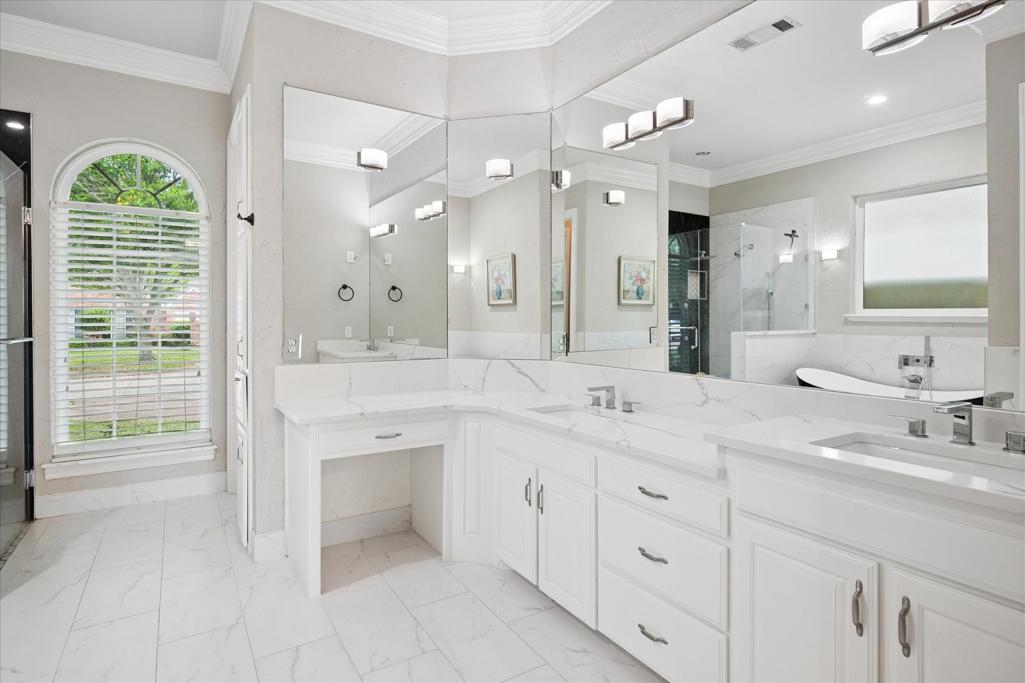 2400 Danbury Drive Colleyville TX 76034