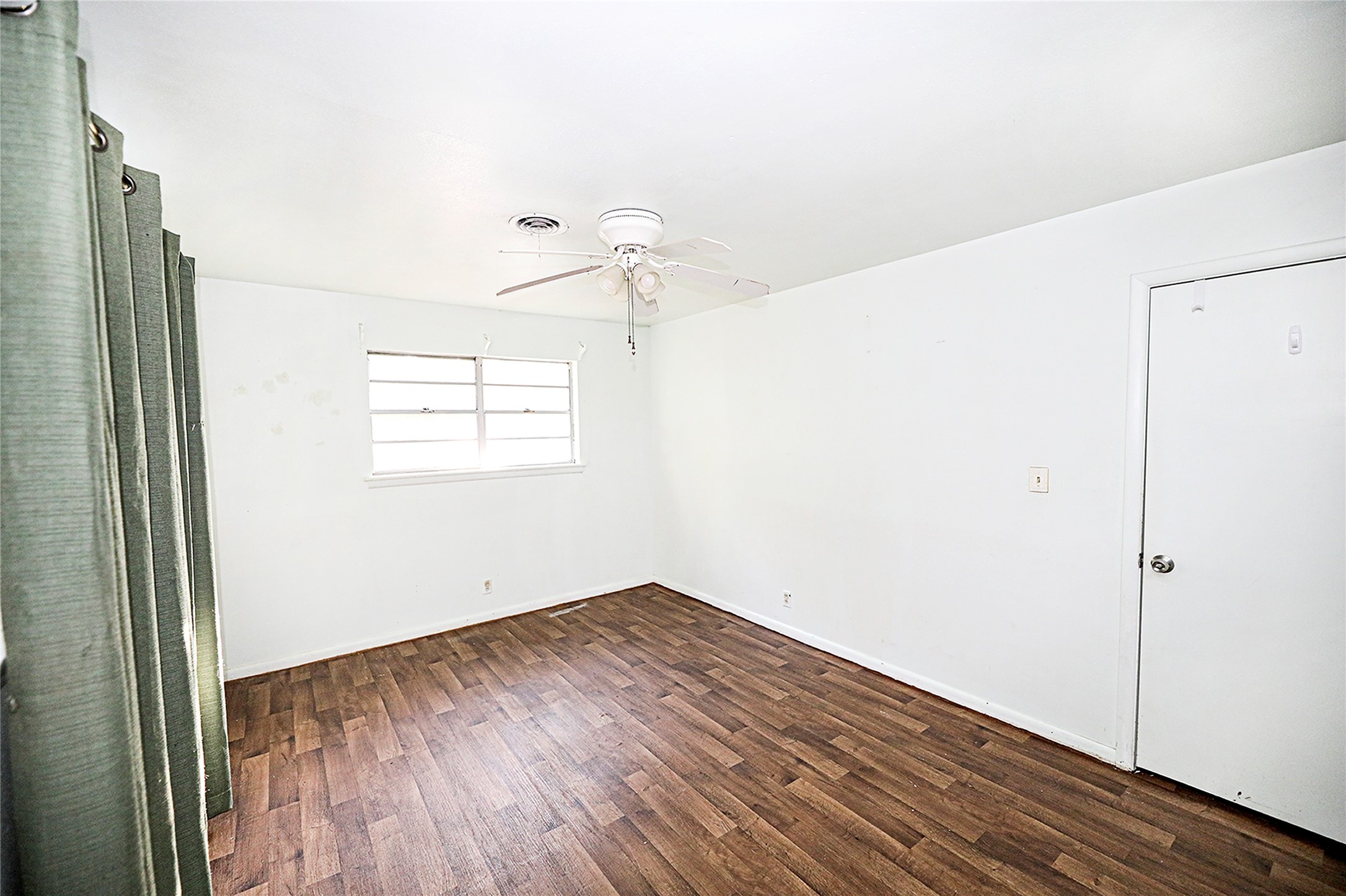 421 E Wilbarger Street Bowie TX 76230