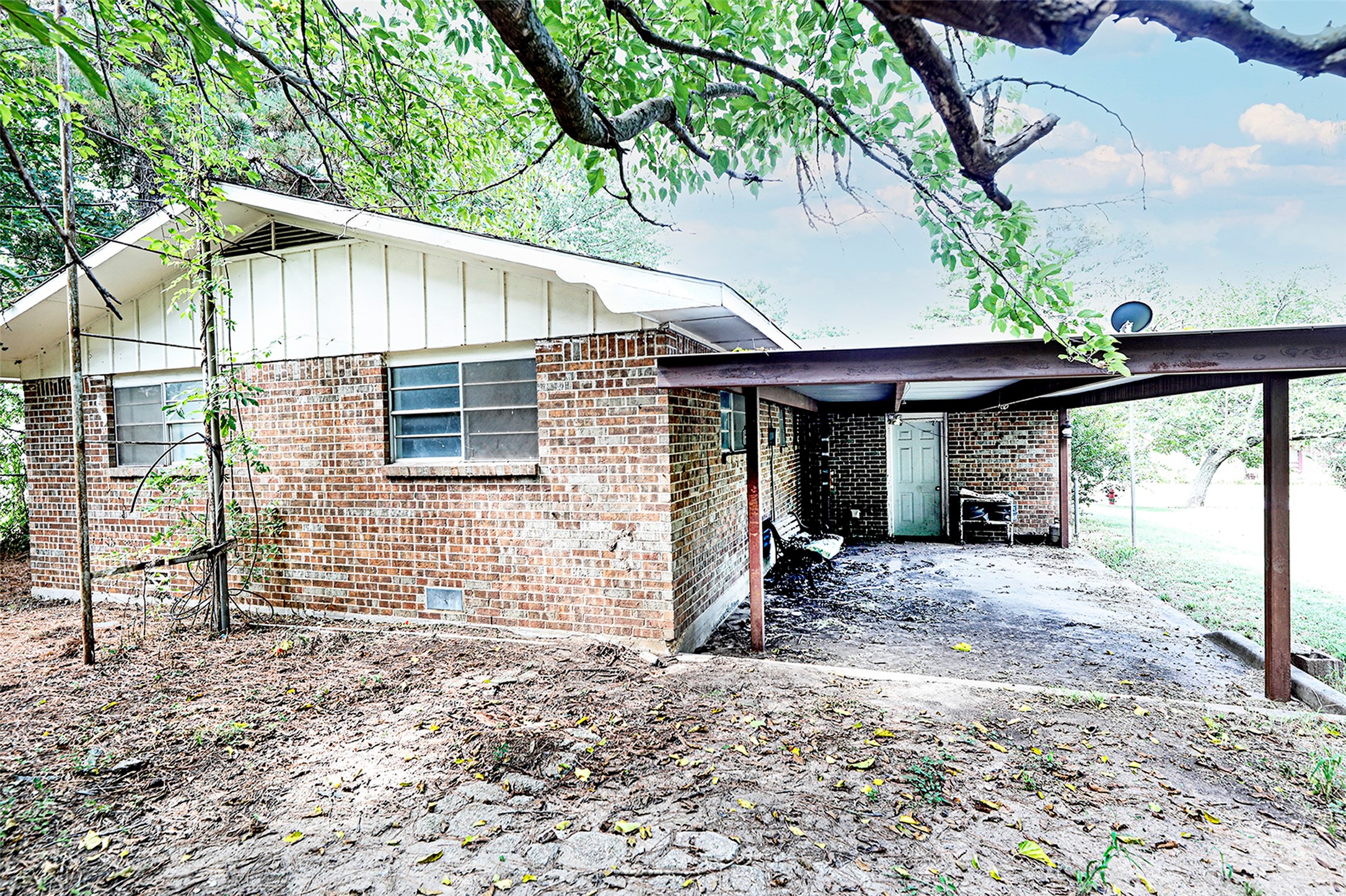 421 E Wilbarger Street Bowie TX 76230