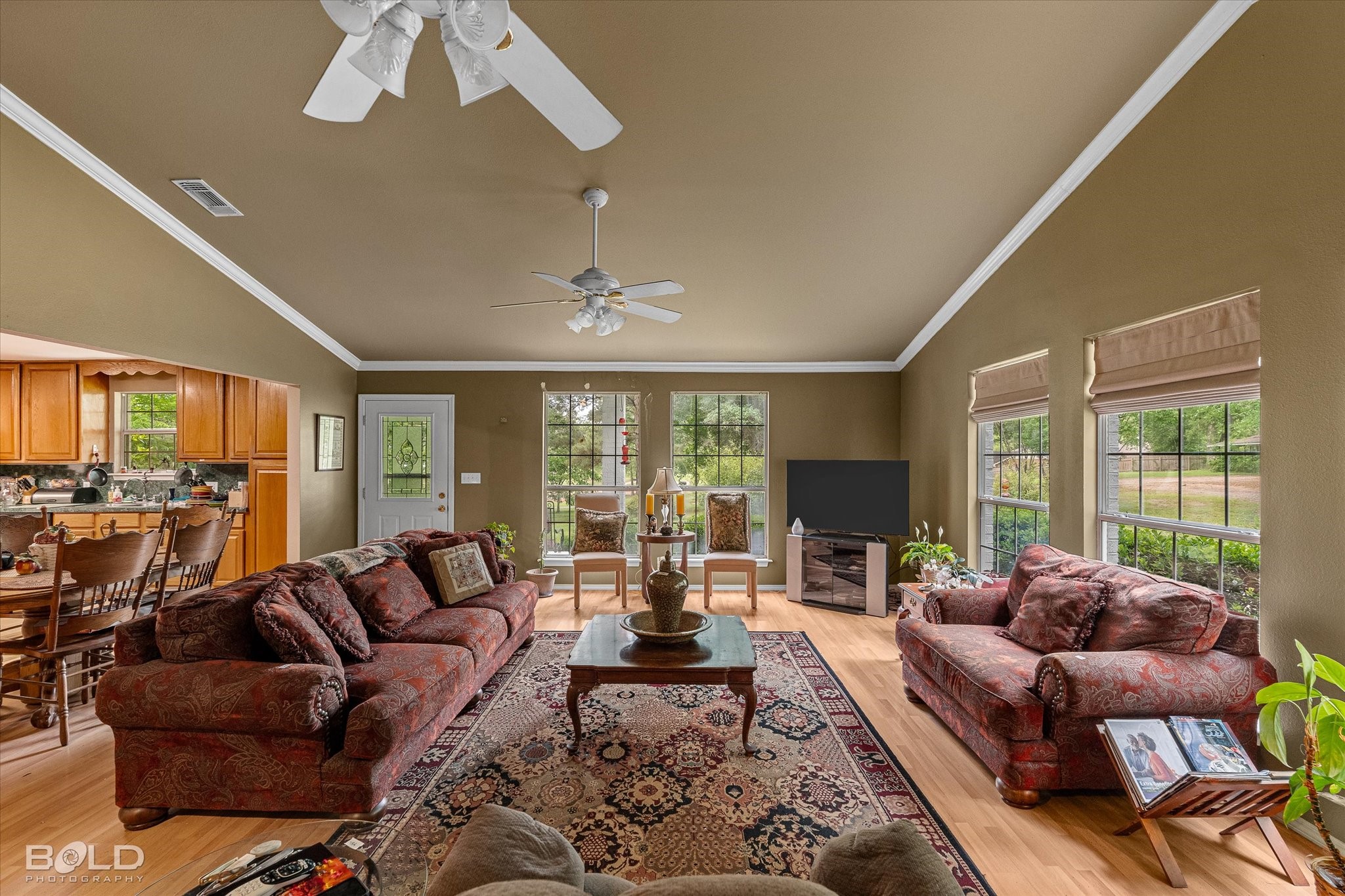 120 Gray Circle Benton LA 71006