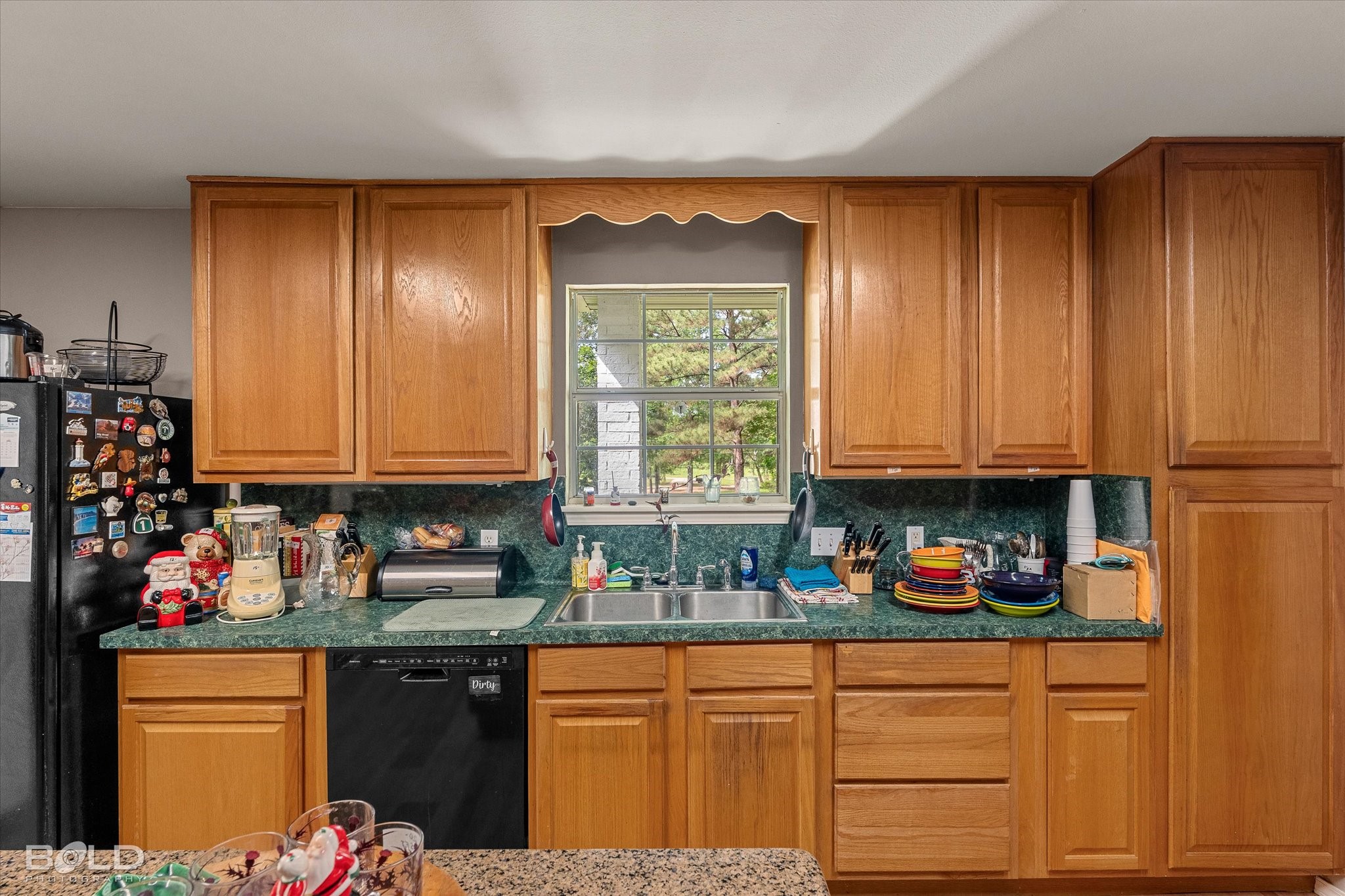 120 Gray Circle Benton LA 71006