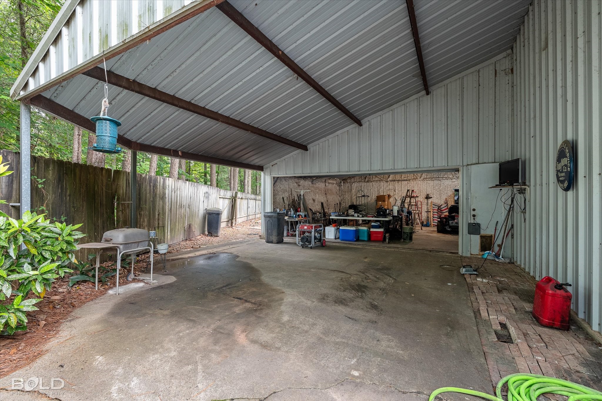 120 Gray Circle Benton LA 71006