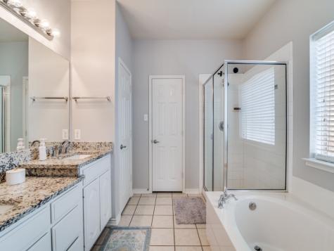 1221 E Oak Street Wylie TX 75098