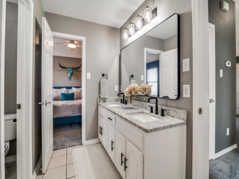 1221 E Oak Street Wylie TX 75098