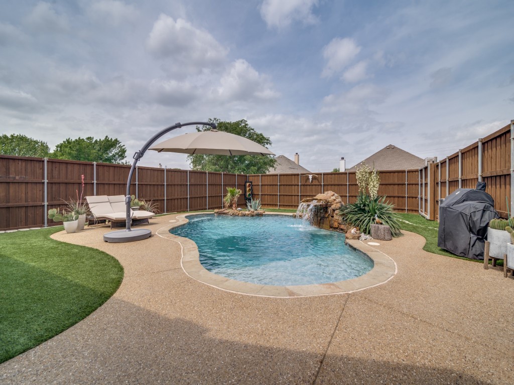 1221 E Oak Street Wylie TX 75098
