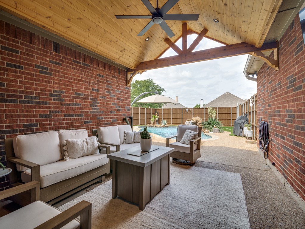 1221 E Oak Street Wylie TX 75098