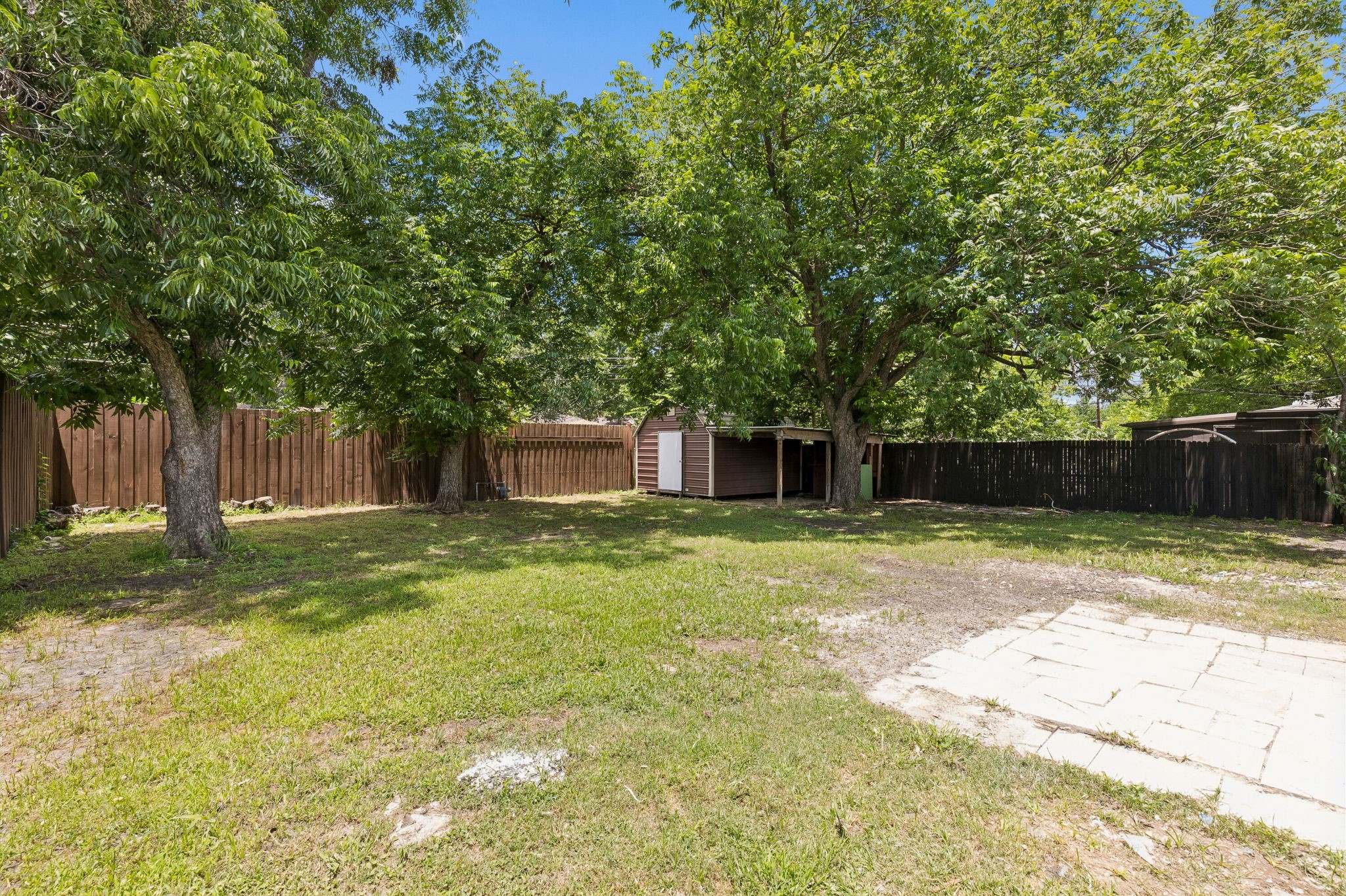 747 High School Drive Seagoville TX 75159
