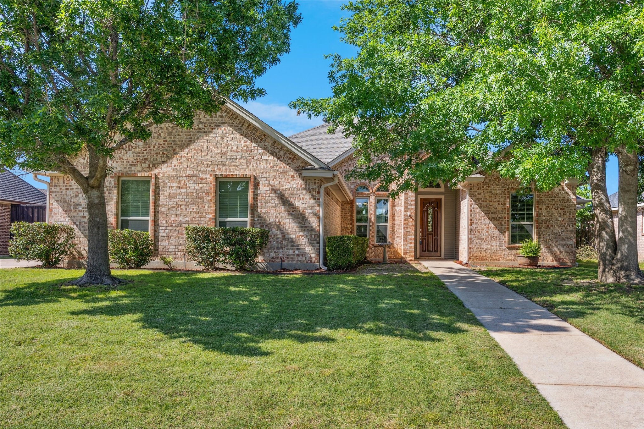 408 Woodlawn Street Krum TX 76249
