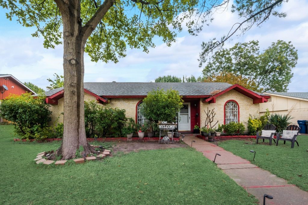 410 Independence Drive Garland TX 75043