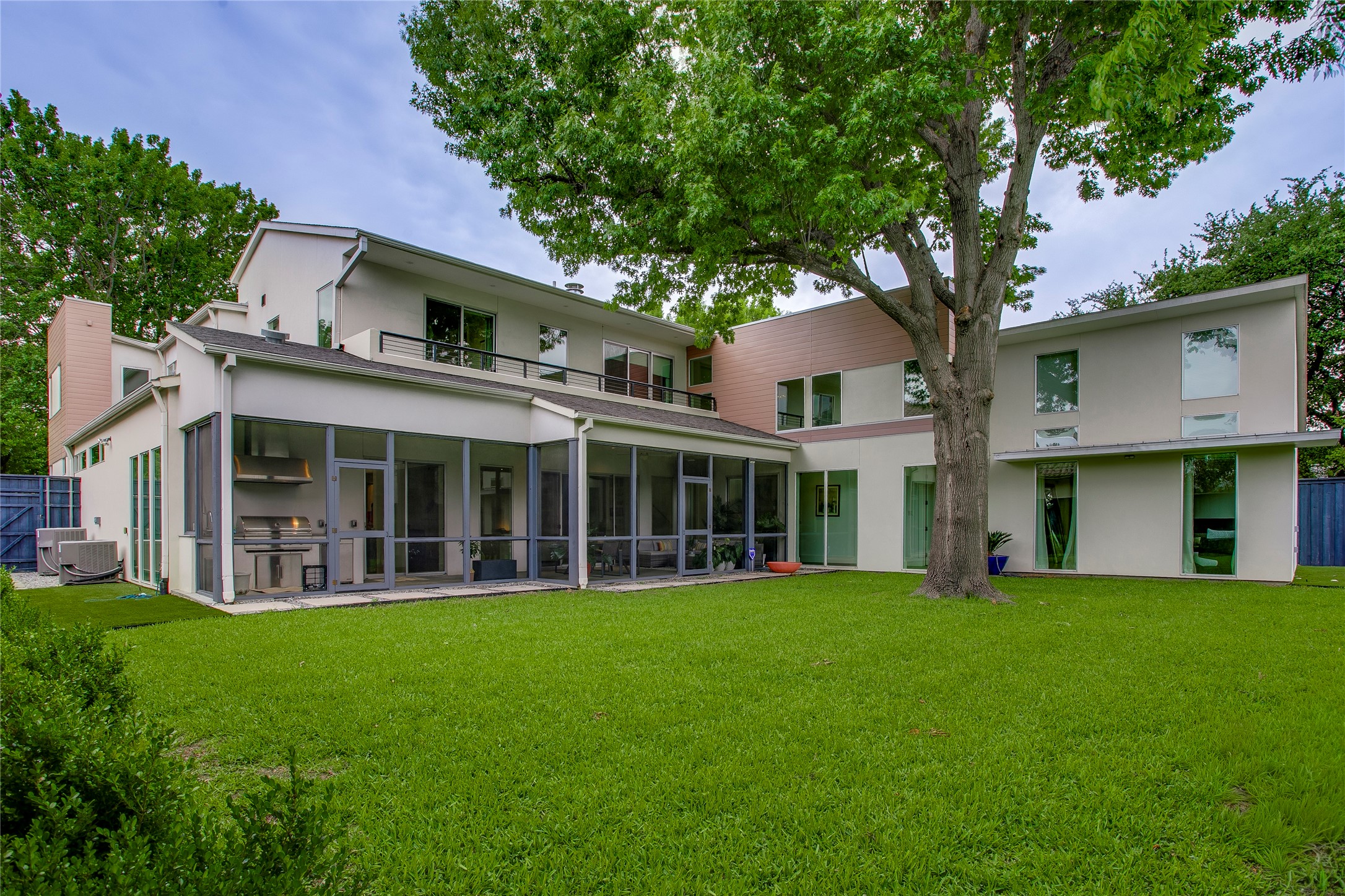 6411 Azalea Lane Dallas TX 75230