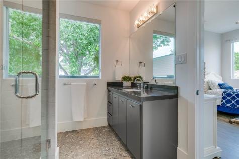6411 Azalea Lane Dallas TX 75230