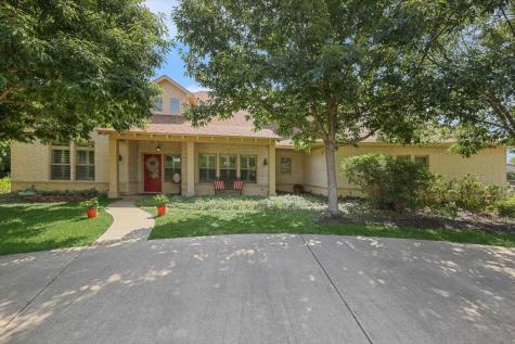 212 Verna Trail N Fort Worth TX 76108