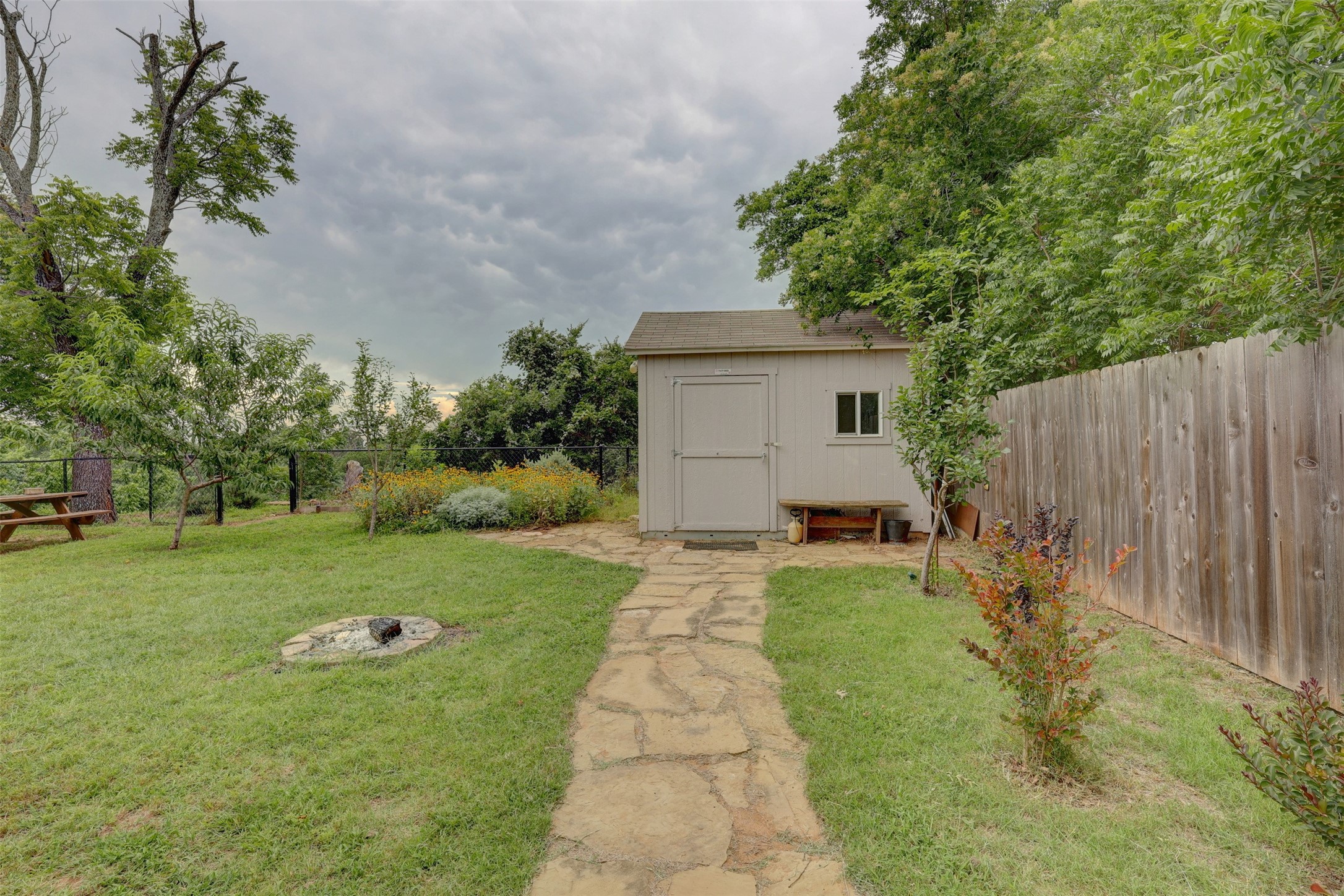 1142 Brazos Loop Gholson TX 76705
