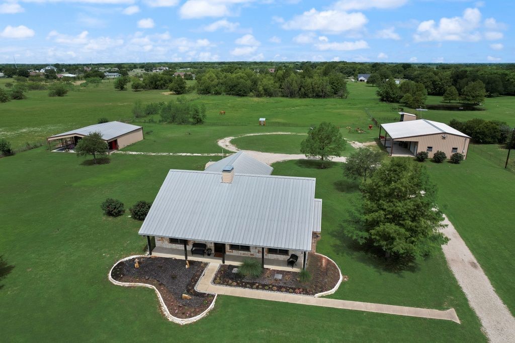 10350 County Road 2466 Terrell TX 75160