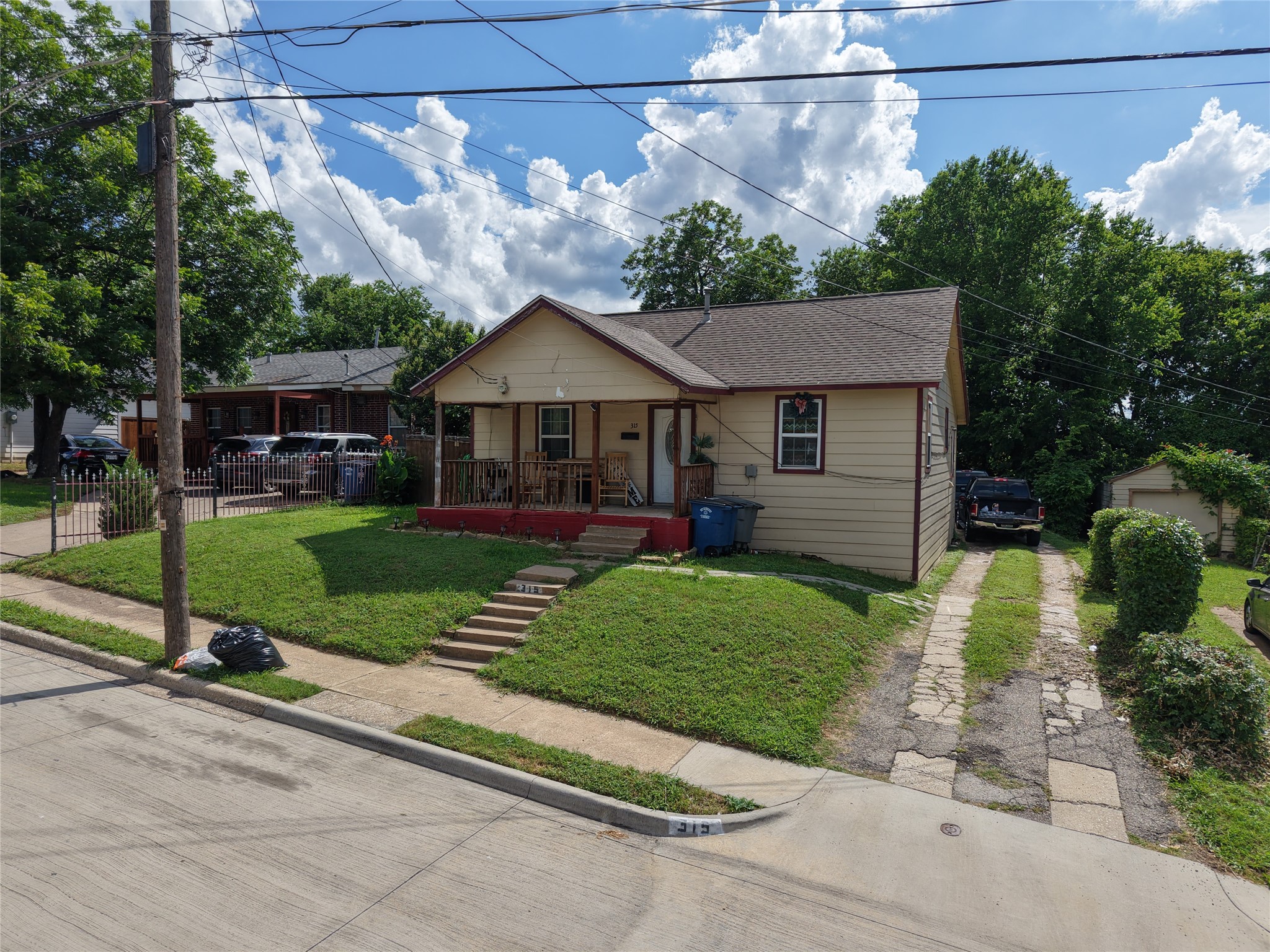 315 Avenue G Avenue Dallas TX 75203