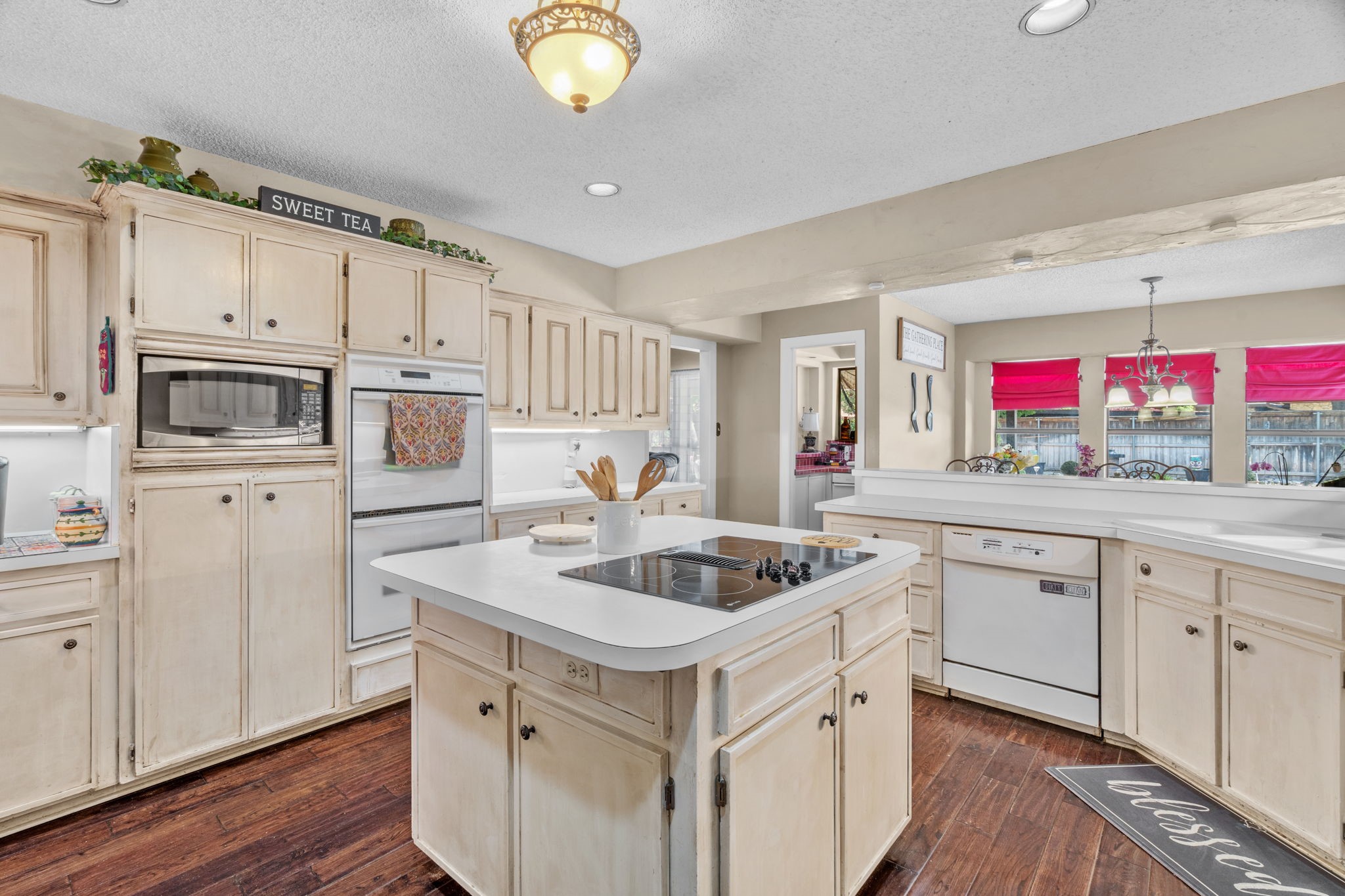 5107 Racquet Club Drive Arlington TX 76017