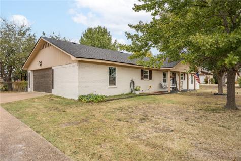 104 Sherry Lynn Drive China Spring TX 76633