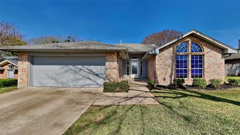 1308 Mcanear Court Cleburne TX 76033