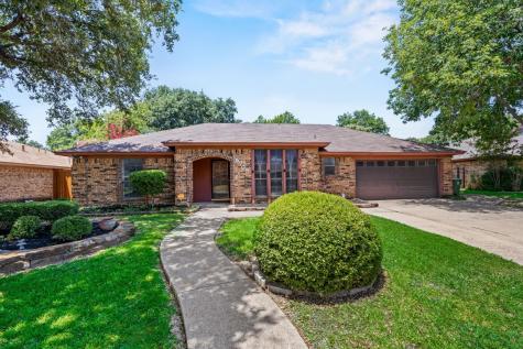 5709 Puerto Vallarta Drive North Richland Hills TX 76180