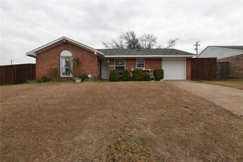 1702 Danbury Drive Garland TX 75040