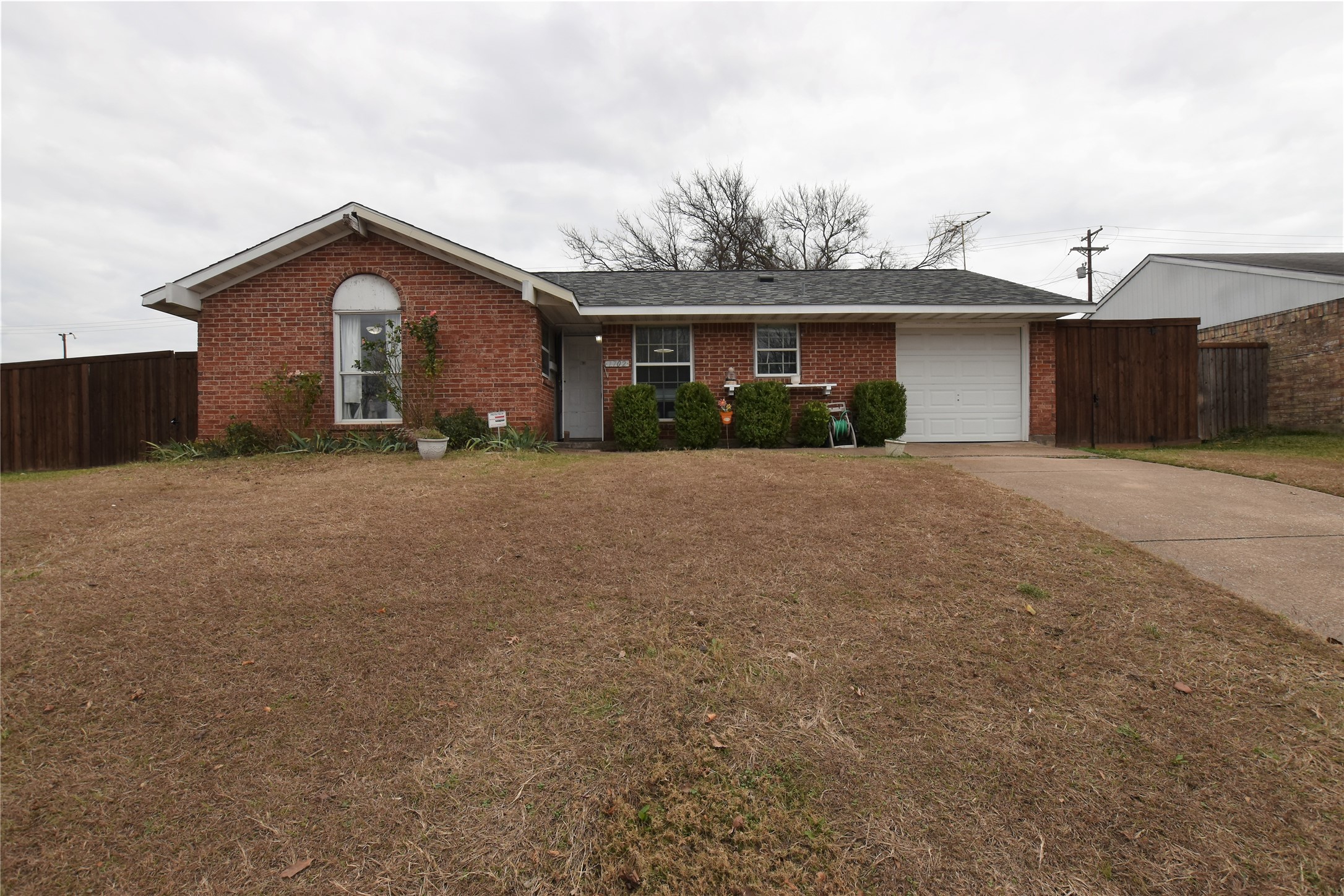 1702 Danbury Drive Garland TX 75040