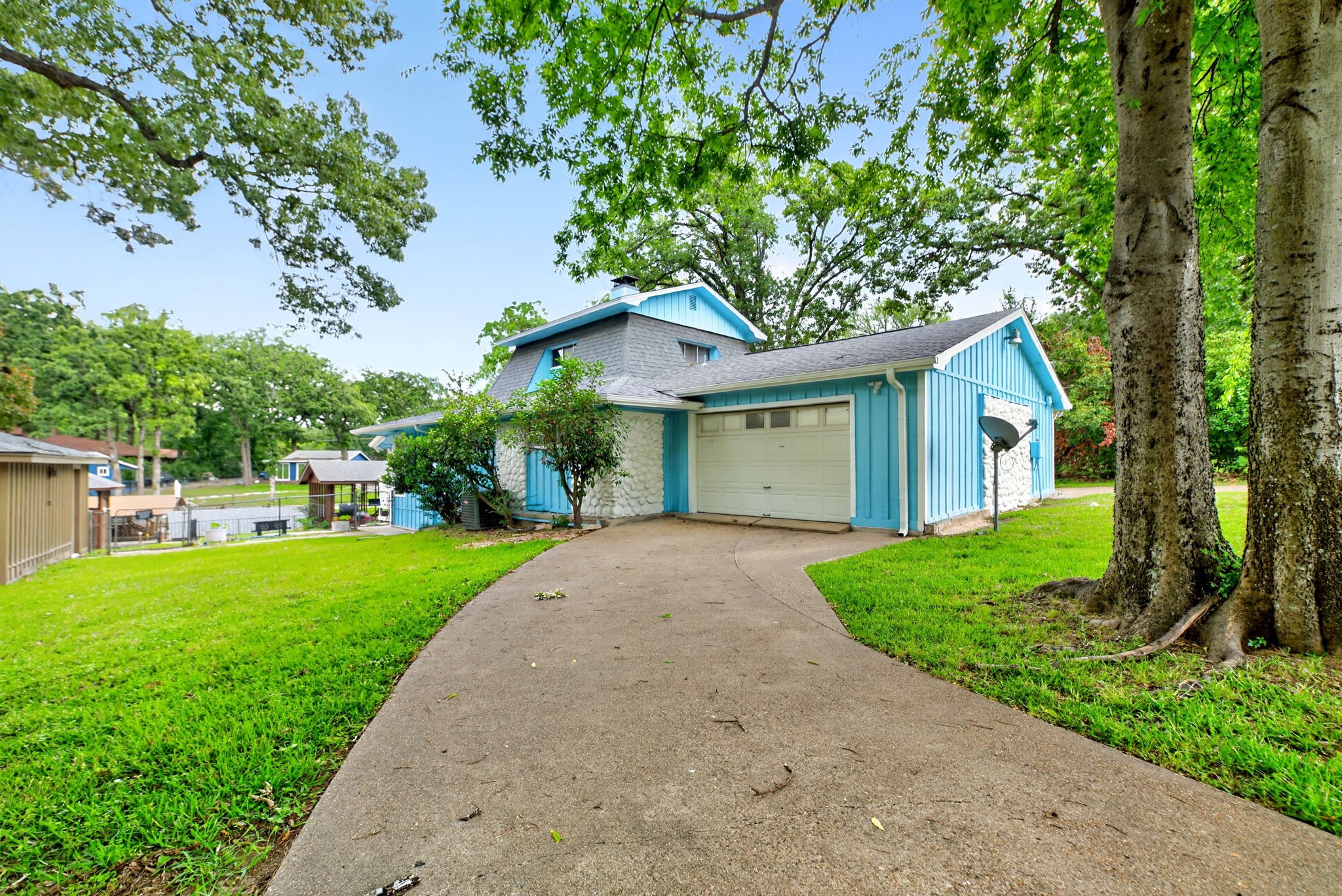 132 Shady Shores Drive Mabank TX 75156