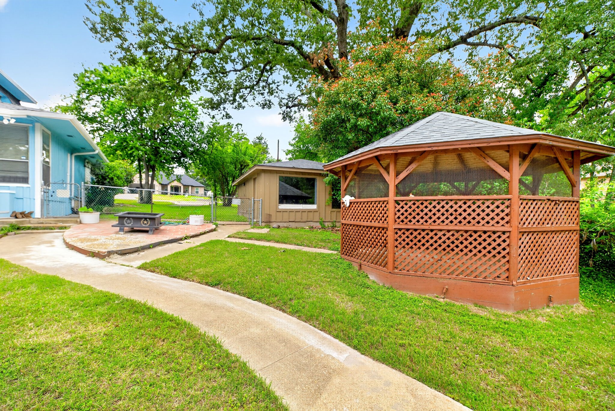 132 Shady Shores Drive Mabank TX 75156