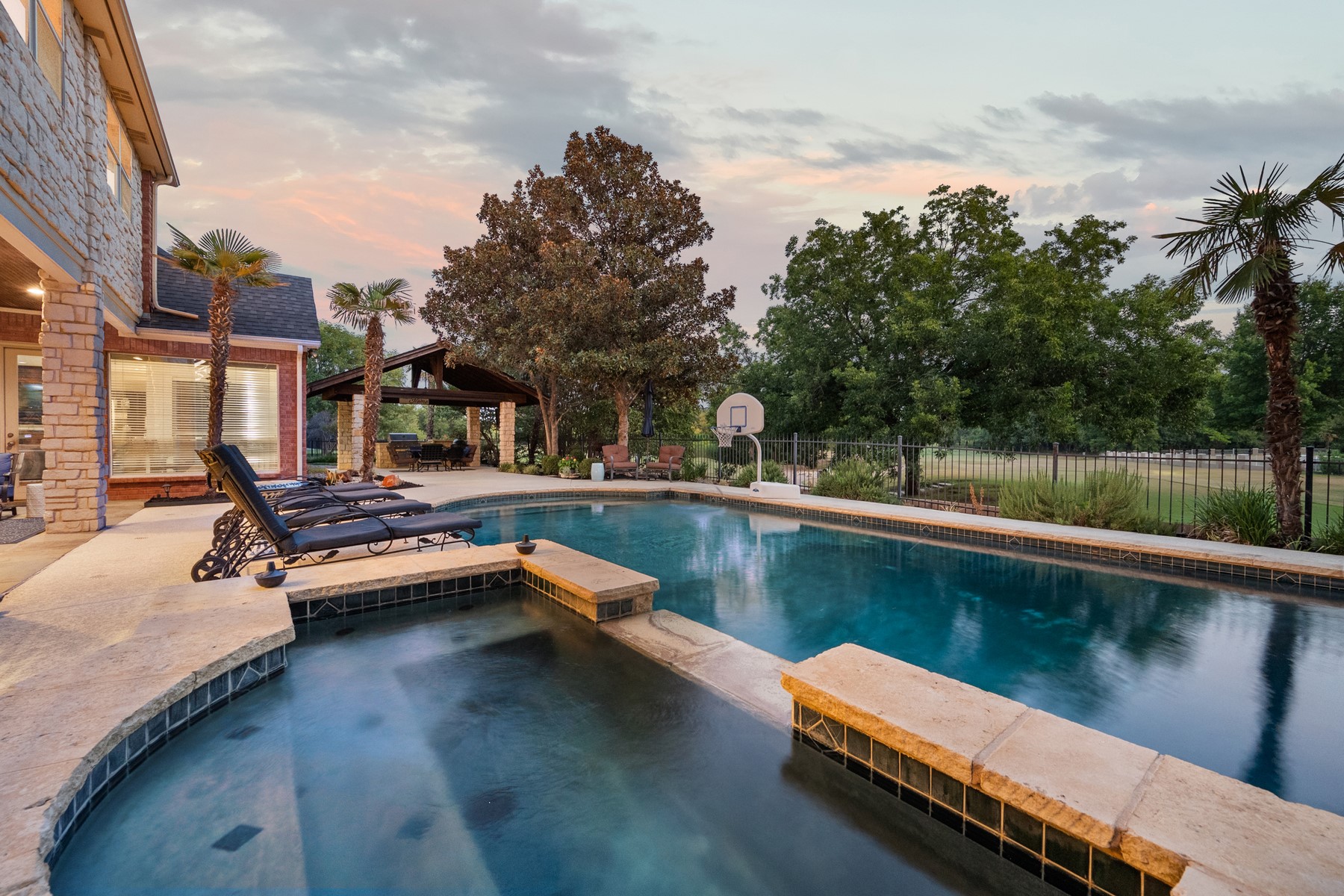 1008 Saint Andrews Drive Mansfield TX 76063