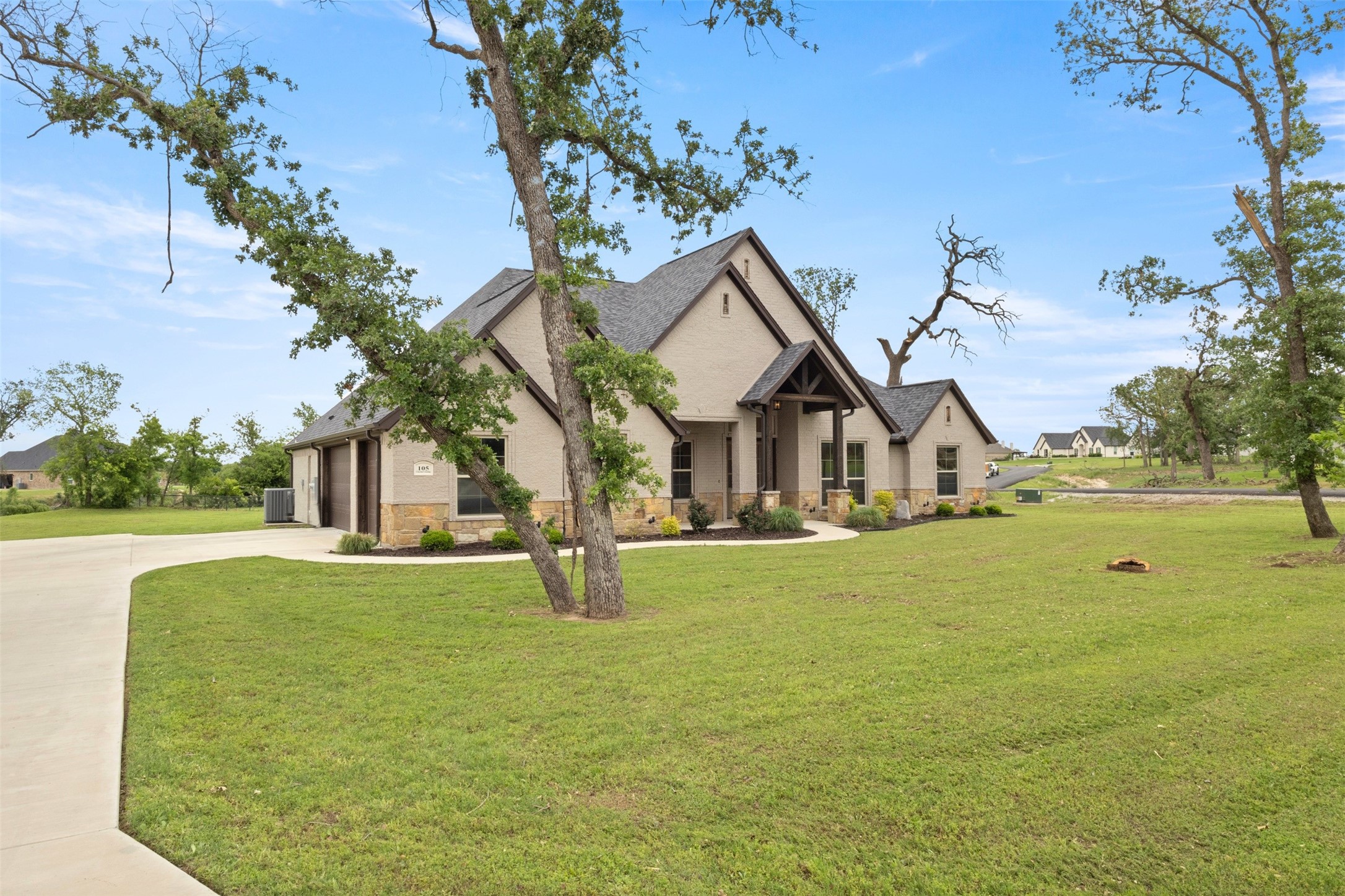 105 Clayton Crossing Springtown TX 76082