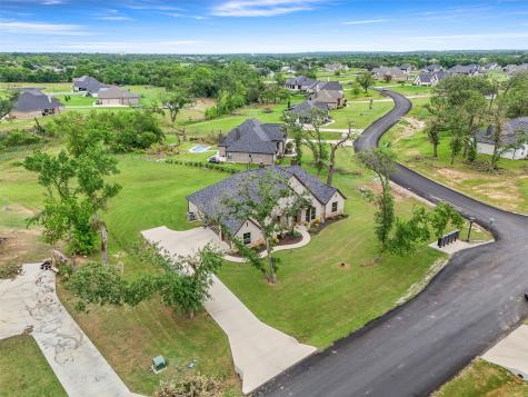 105 Clayton Crossing Springtown TX 76082