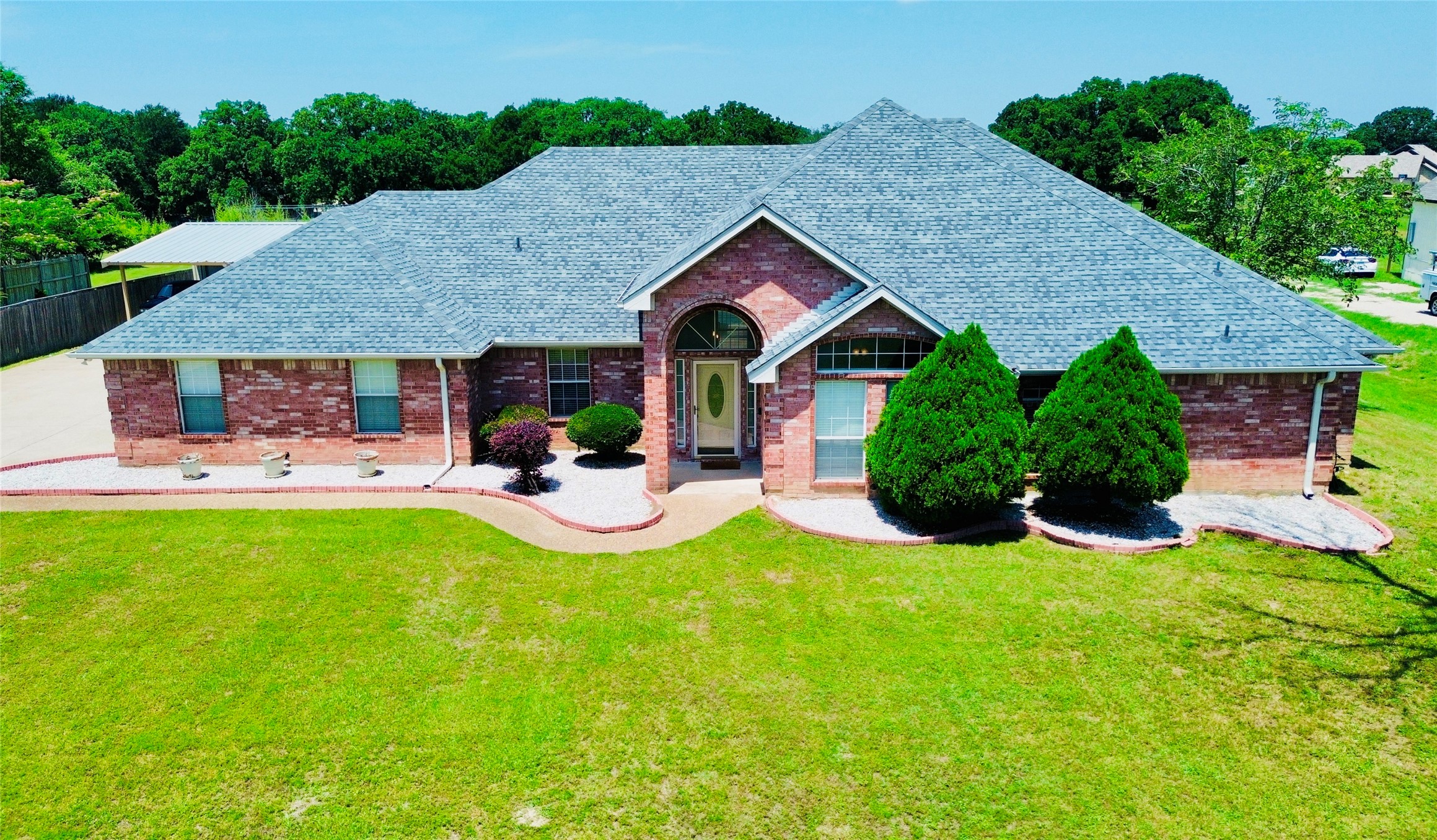 1089 Oak Hollow Lane Combine TX 75159
