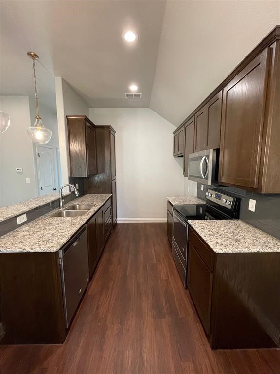 700 E Walcott Street Pilot Point TX 76258