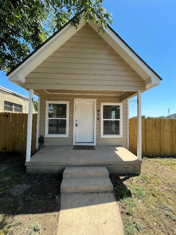 814 E Houston Street Sherman TX 75090