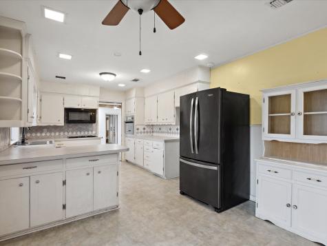 1302 Forreston Road Waxahachie TX 75165