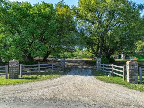1302 Forreston Road Waxahachie TX 75165