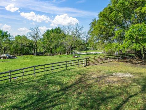 1302 Forreston Road Waxahachie TX 75165