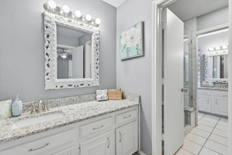 2206 Oak Forest Court Arlington TX 76012