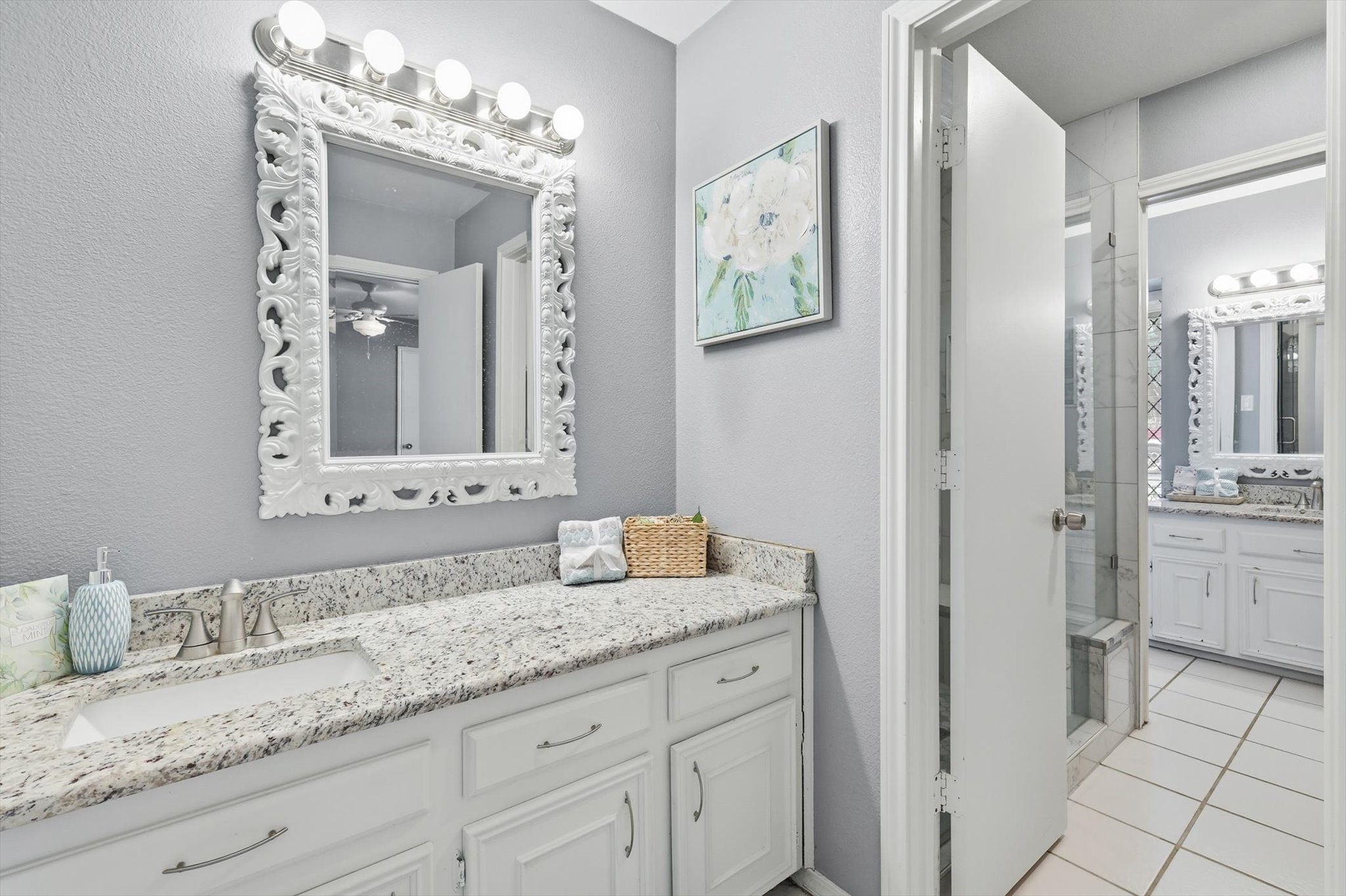 2206 Oak Forest Court Arlington TX 76012
