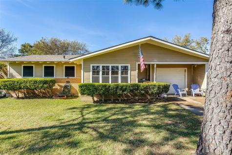1322 Southern Boulevard Cleburne TX 76033