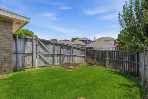 1809 Water Oak Drive Lewisville TX 75067