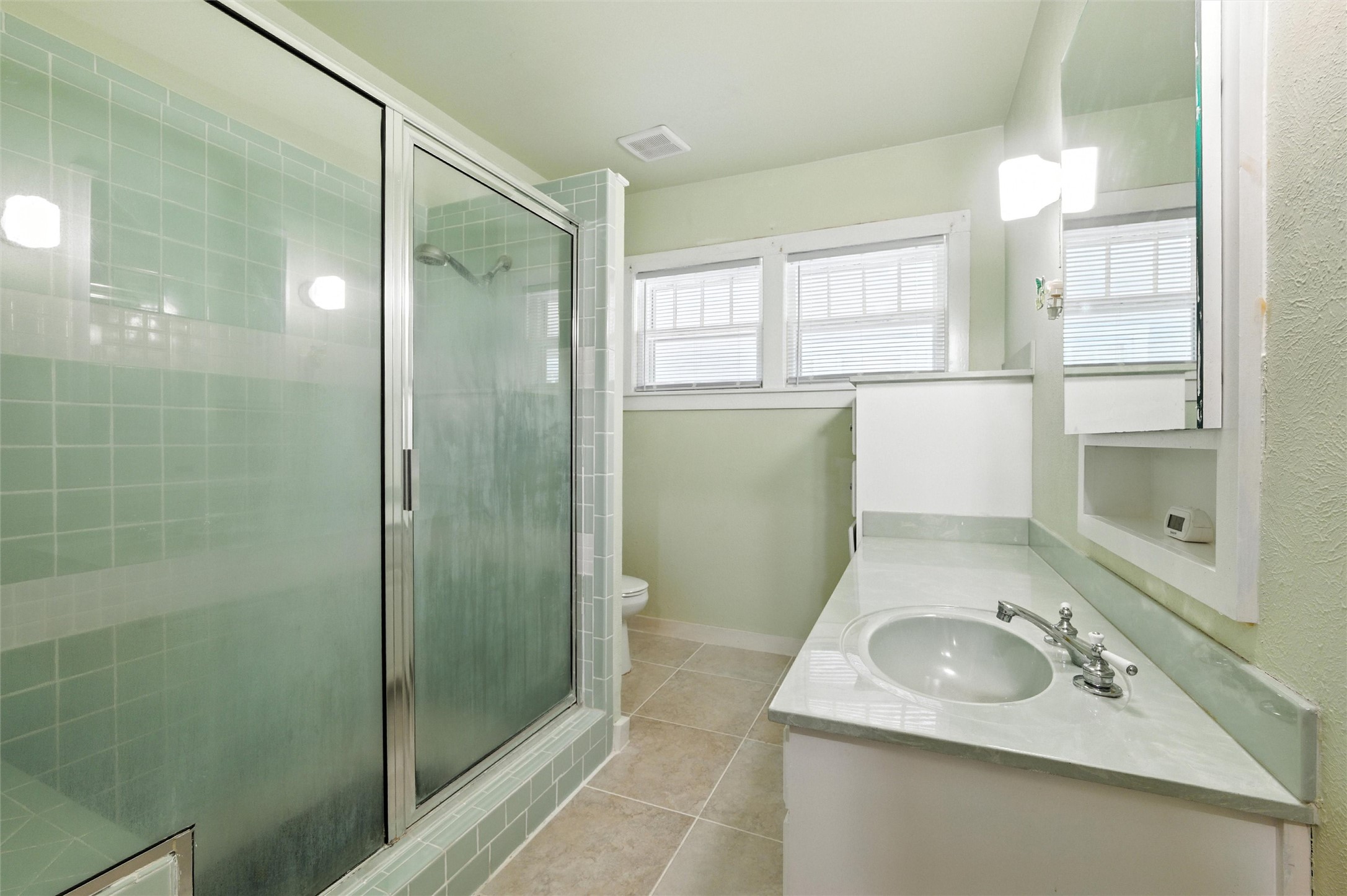 1716 Thomas Place Fort Worth TX 76107